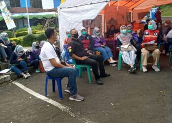 Sukarelawan MONTANA Bersama WANADRI dan MAPALA UI Gelar Vaksinasi Di Kaki Gunung Gede – Pangrango