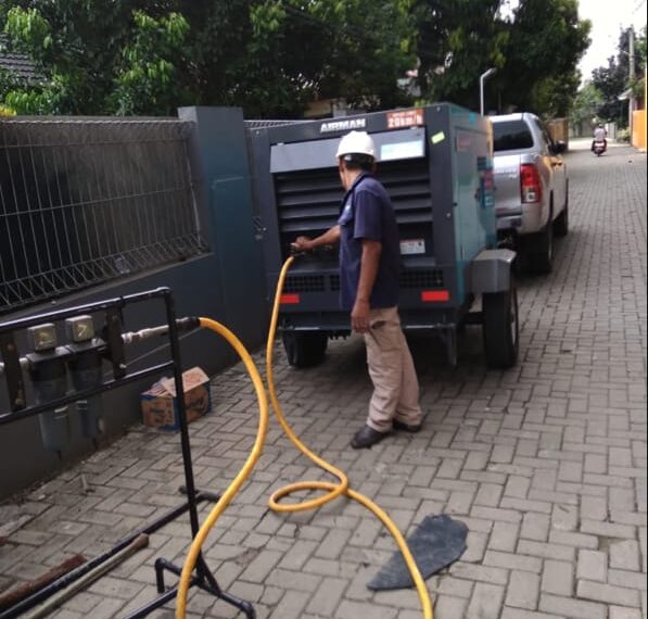 Terus Jaga Kualitas Air, PDAM Tirta Asasta Depok Rutin Lakukan Air Scouring